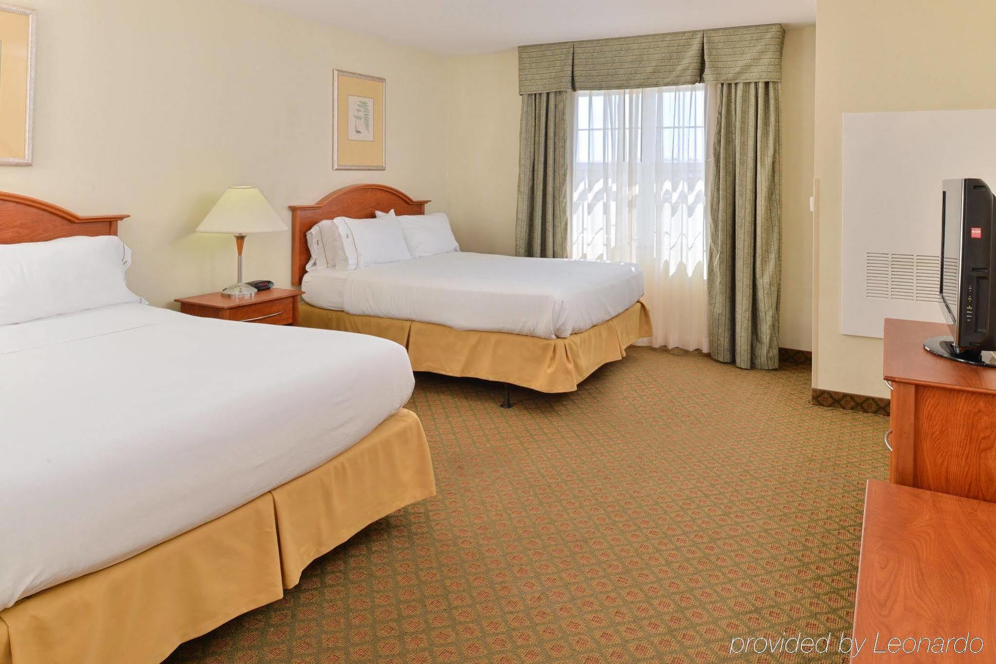 Holiday Inn Express Hotel & Suites Southfield - Detroit, An Ihg Hotel Bagian luar foto